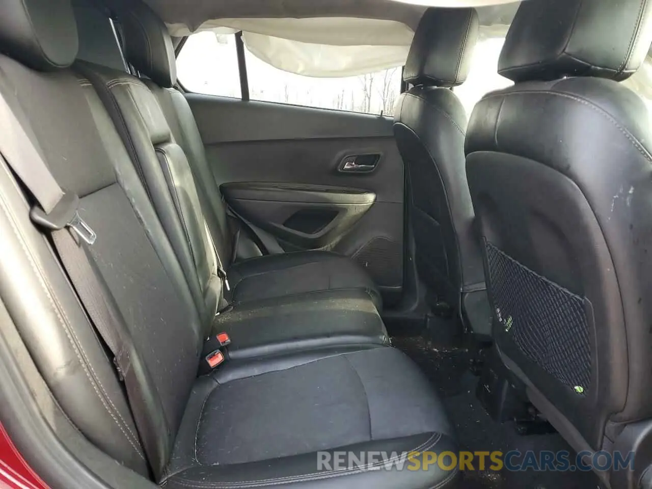 11 Photograph of a damaged car 3GNCJLSB8LL254659 CHEVROLET TRAX 2020
