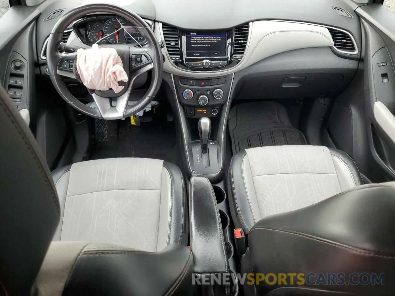 8 Photograph of a damaged car 3GNCJLSB9LL112868 CHEVROLET TRAX 2020