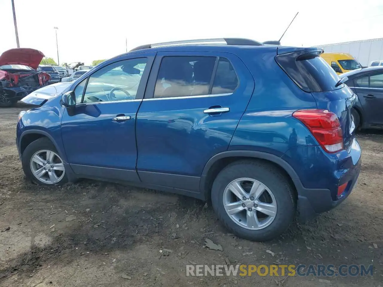 2 Photograph of a damaged car 3GNCJLSB9LL188252 CHEVROLET TRAX 2020