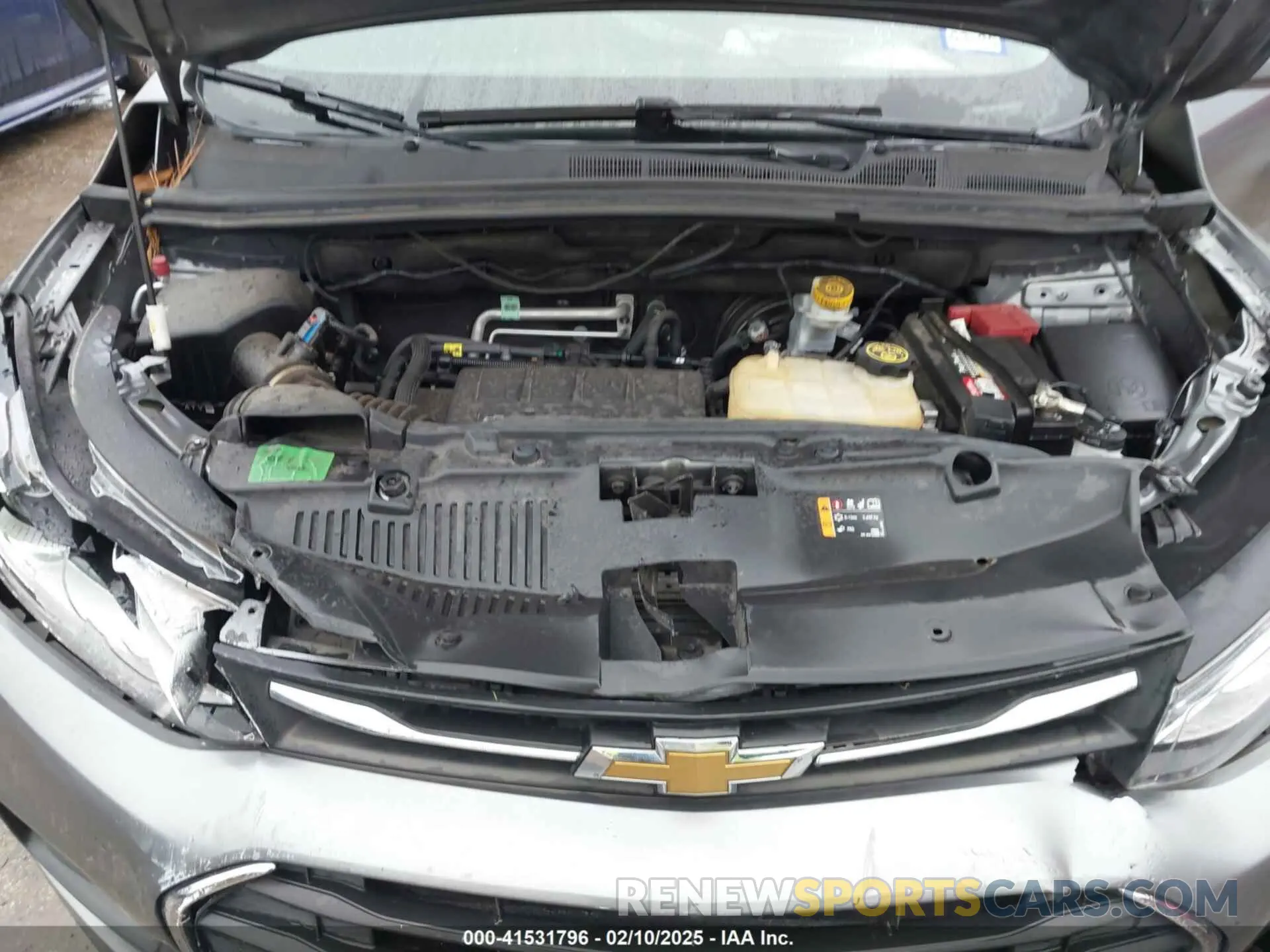 10 Photograph of a damaged car 3GNCJLSBXLL175977 CHEVROLET TRAX 2020