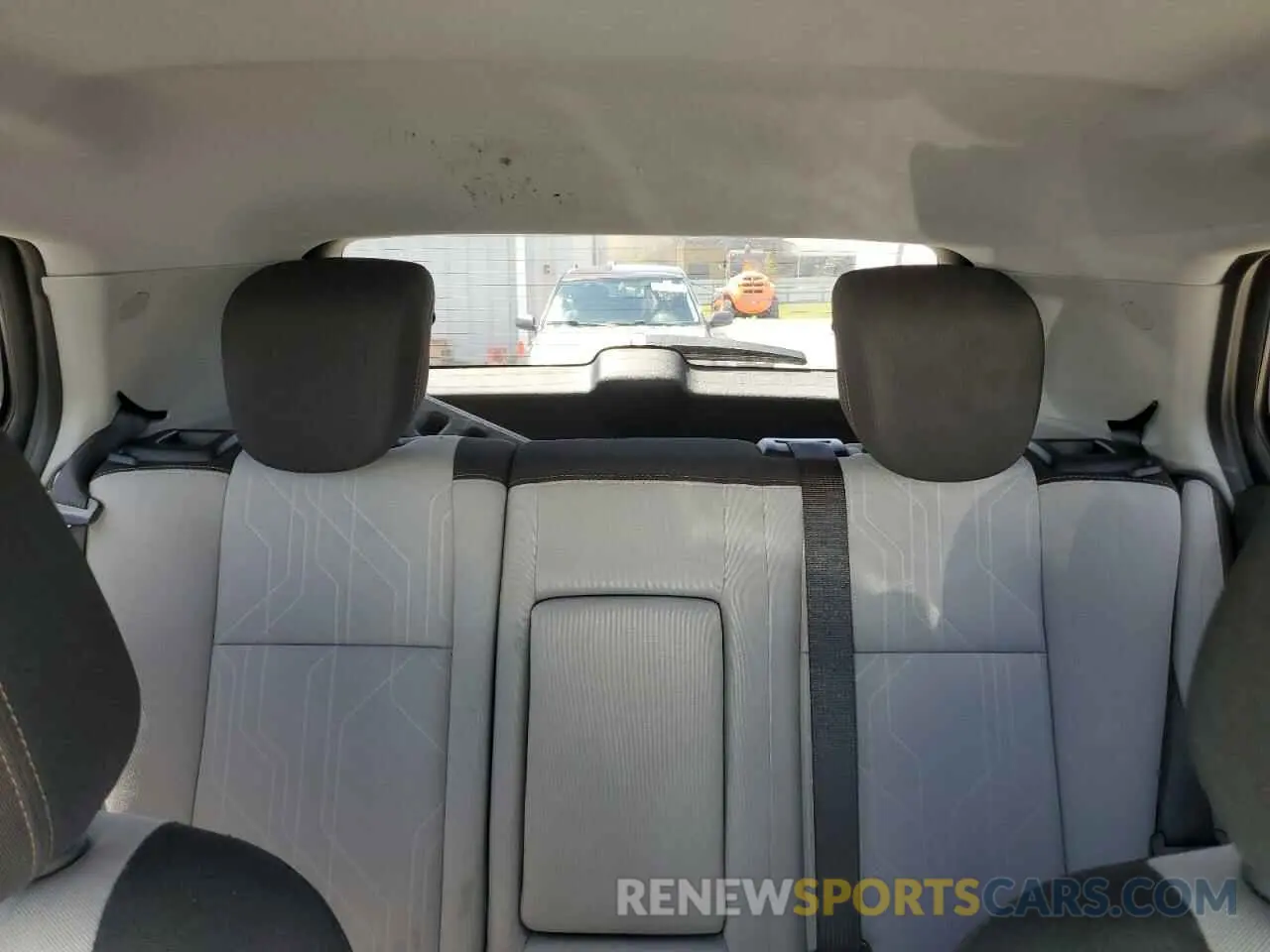 10 Photograph of a damaged car 3GNCJLSBXLL221243 CHEVROLET TRAX 2020