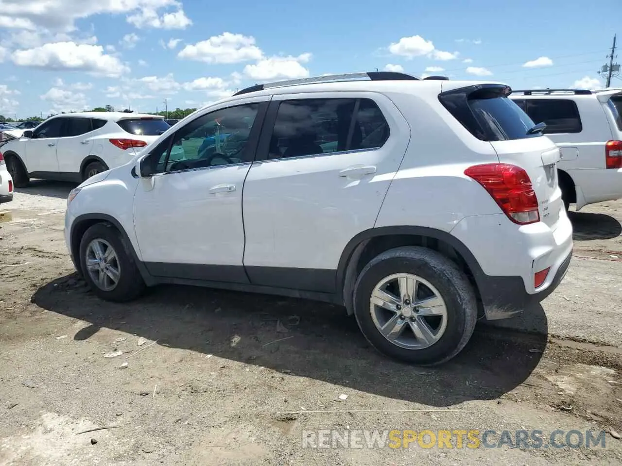 2 Photograph of a damaged car 3GNCJLSBXLL221243 CHEVROLET TRAX 2020