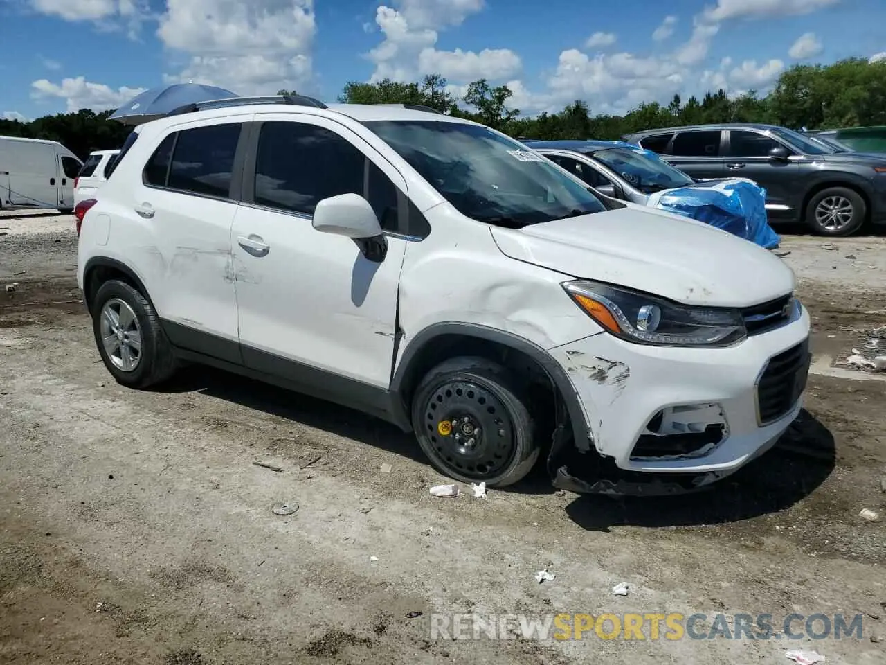 4 Photograph of a damaged car 3GNCJLSBXLL221243 CHEVROLET TRAX 2020