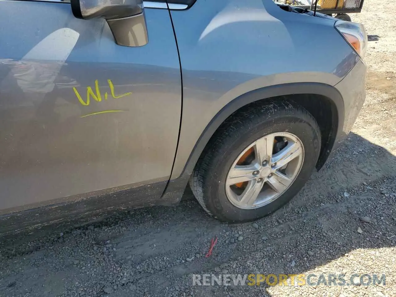 13 Photograph of a damaged car 3GNCJLSBXLL249723 CHEVROLET TRAX 2020