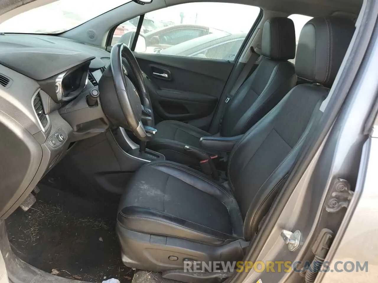 7 Photograph of a damaged car 3GNCJLSBXLL249723 CHEVROLET TRAX 2020