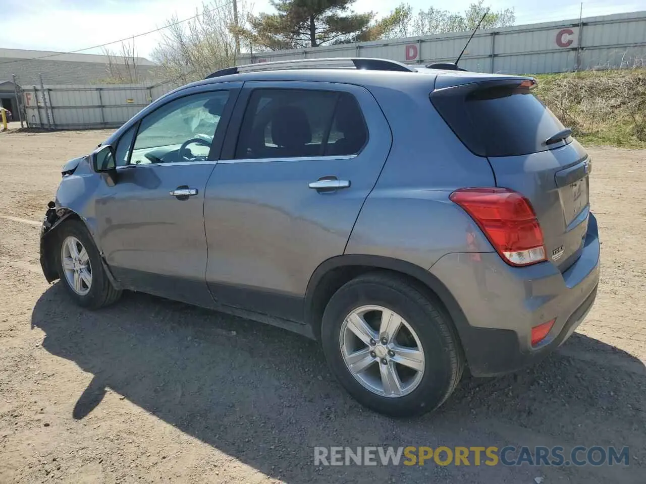 2 Photograph of a damaged car 3GNCJLSBXLL296461 CHEVROLET TRAX 2020