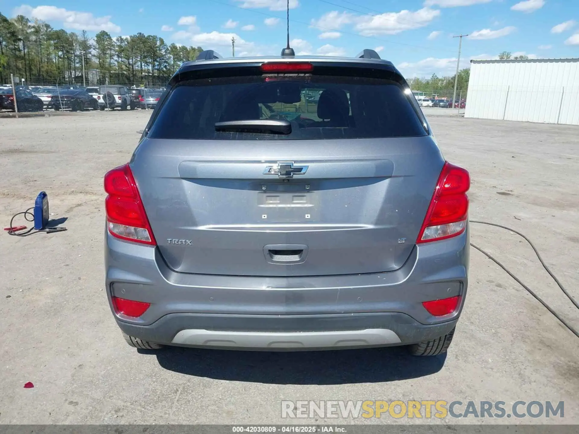16 Photograph of a damaged car 3GNCJLSBXLL322296 CHEVROLET TRAX 2020