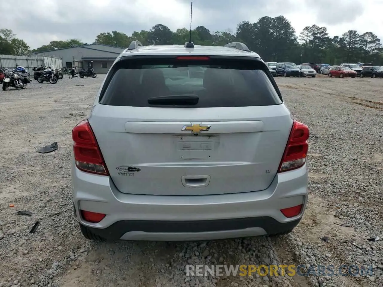 6 Photograph of a damaged car 3GNCJLSBXLL324484 CHEVROLET TRAX 2020