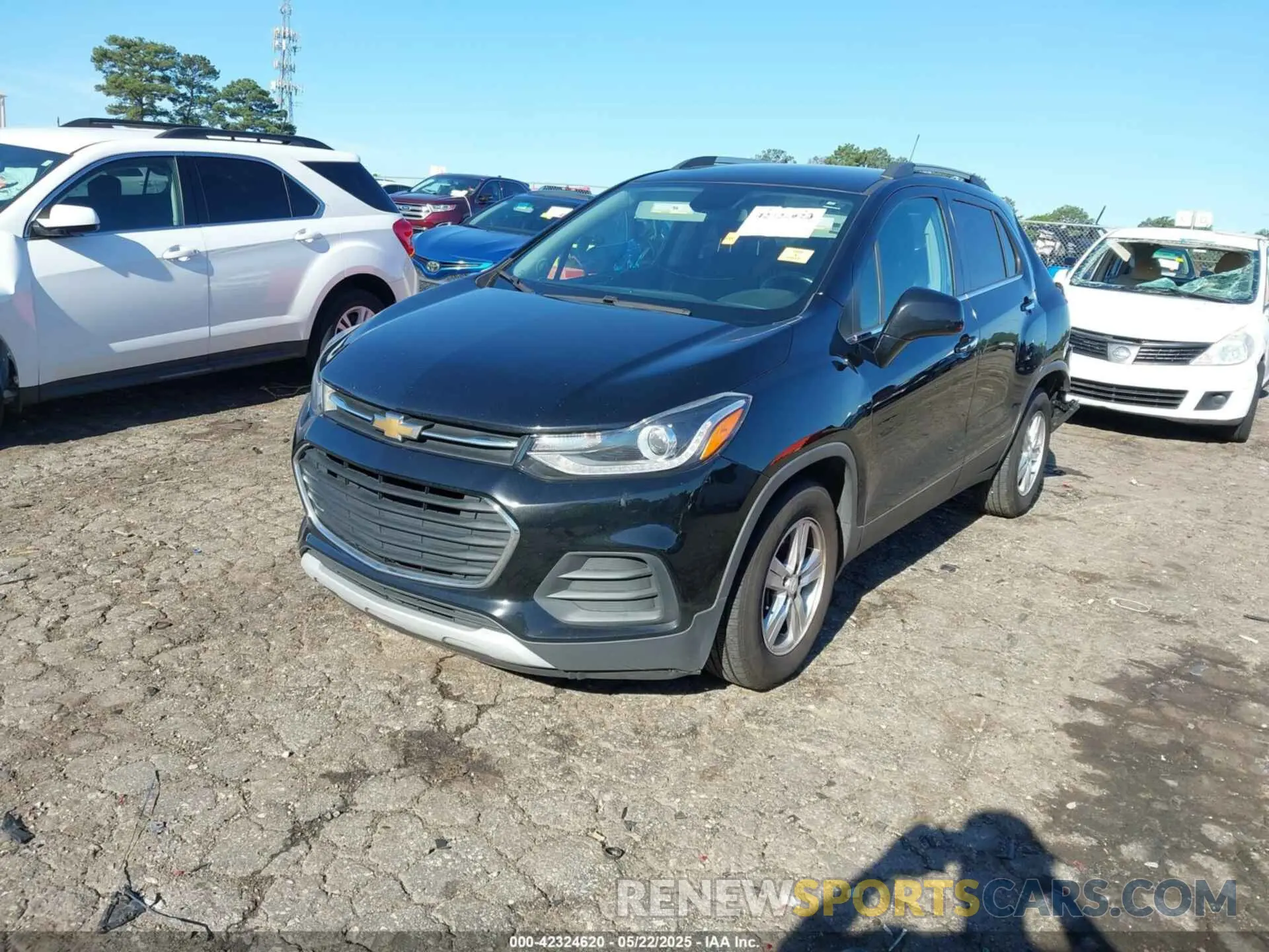 2 Photograph of a damaged car 3GNCJLSBXLL342340 CHEVROLET TRAX 2020
