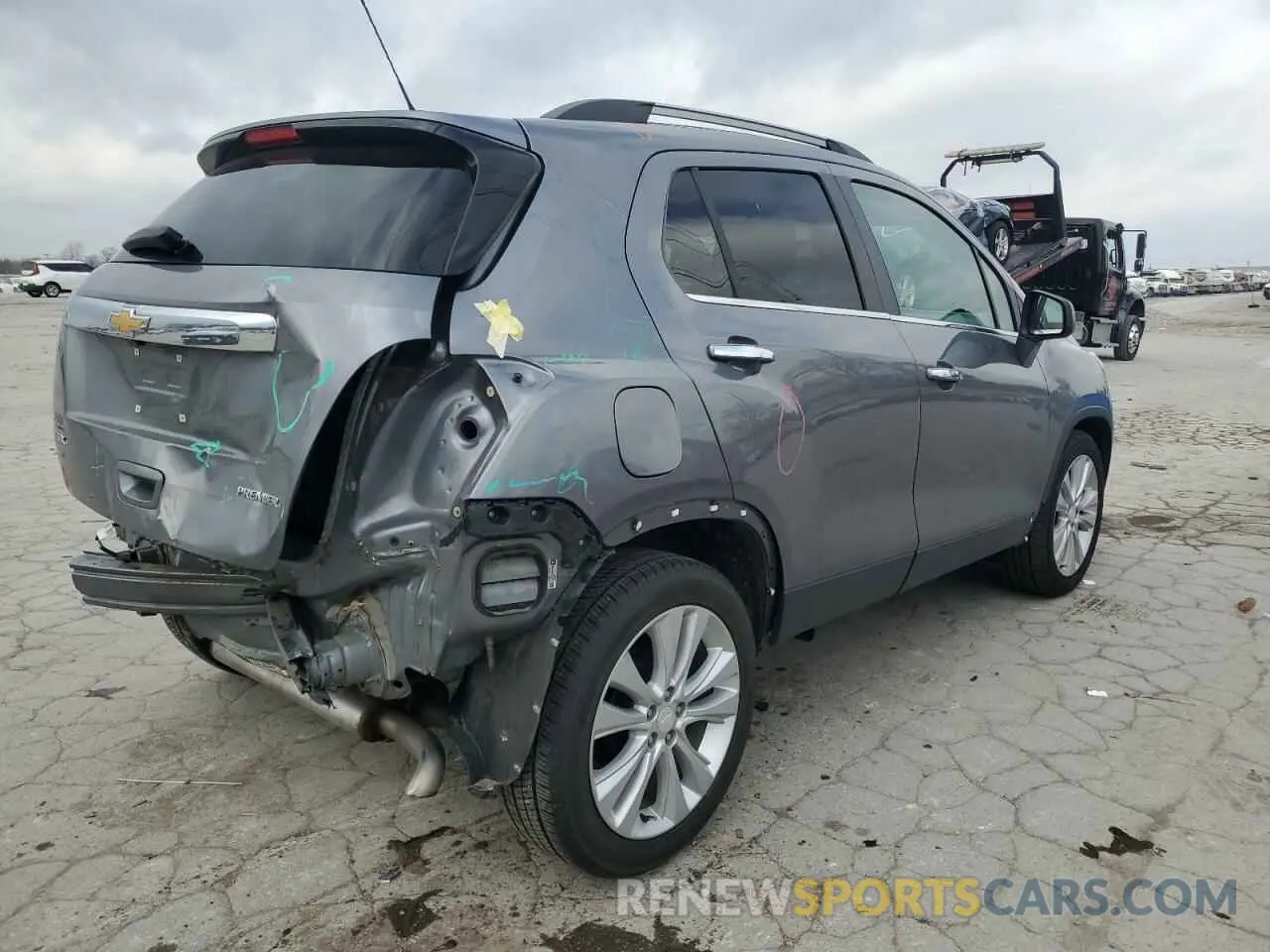 3 Photograph of a damaged car 3GNCJMSB3LL335977 CHEVROLET TRAX 2020