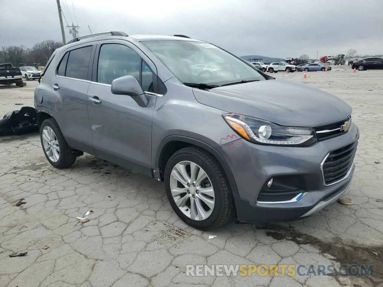4 Photograph of a damaged car 3GNCJMSB3LL335977 CHEVROLET TRAX 2020