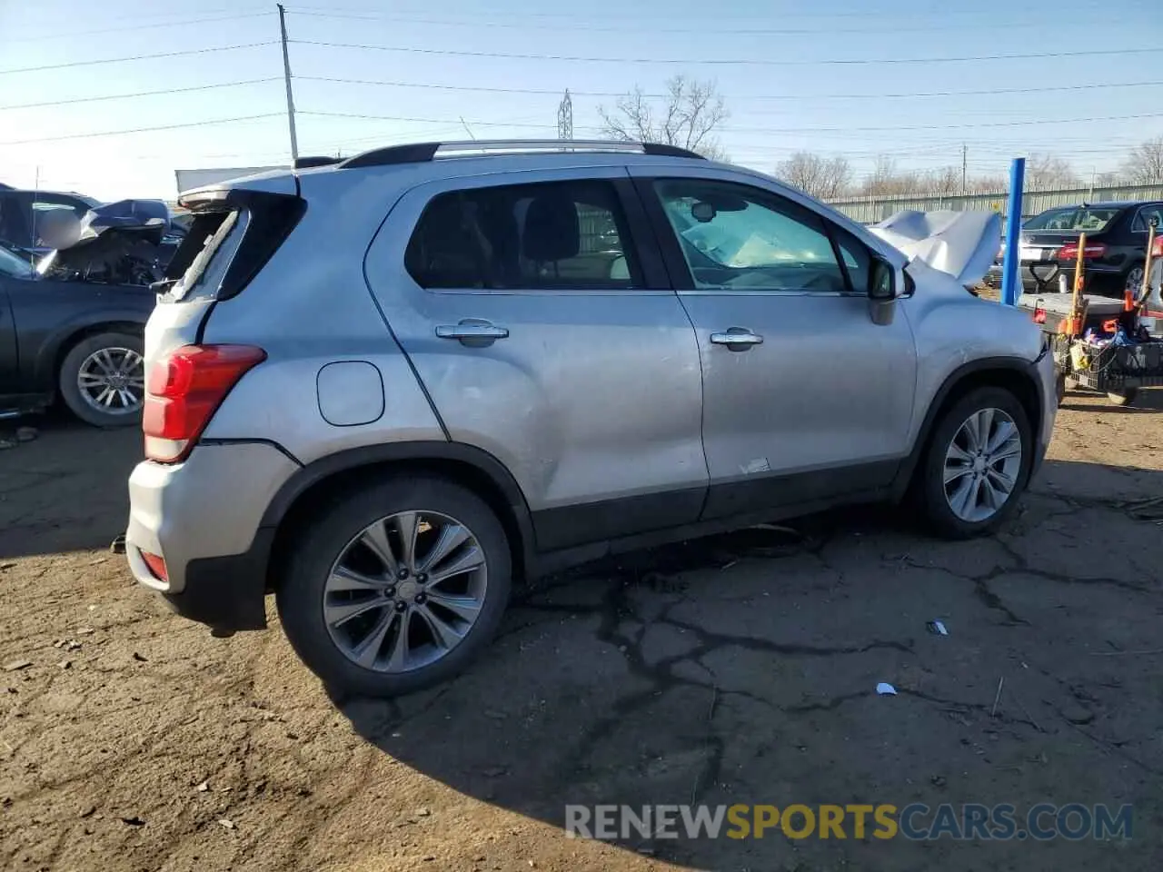 3 Photograph of a damaged car 3GNCJMSB7LL169477 CHEVROLET TRAX 2020