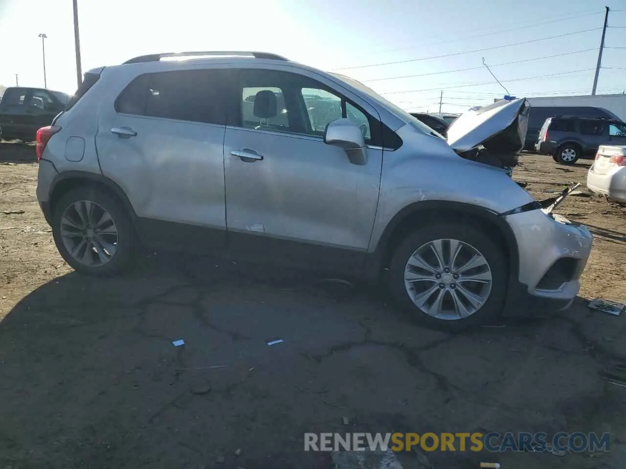 4 Photograph of a damaged car 3GNCJMSB7LL169477 CHEVROLET TRAX 2020