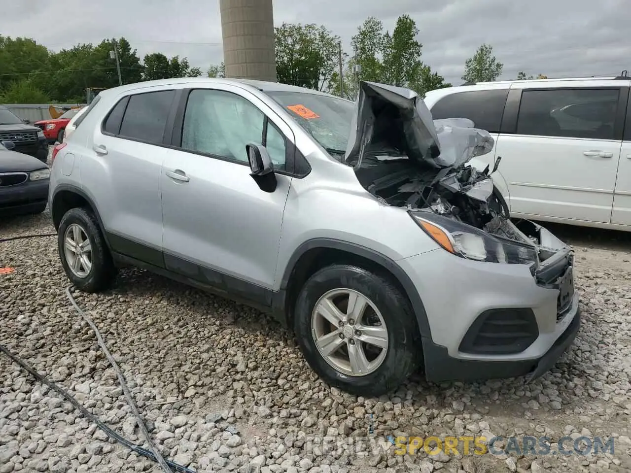 4 Photograph of a damaged car 3GNCJNSB0LL203491 CHEVROLET TRAX 2020
