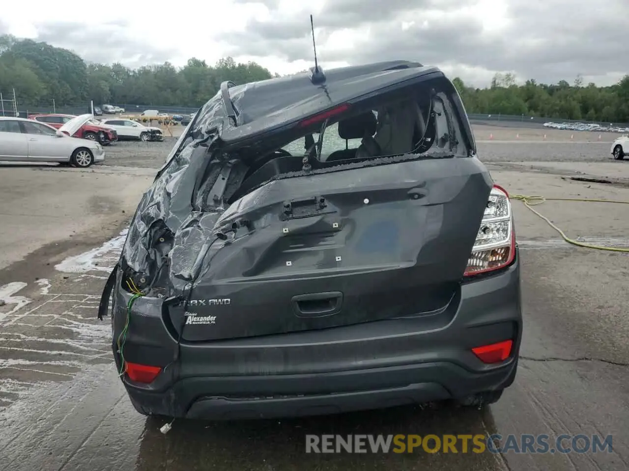 6 Photograph of a damaged car 3GNCJNSB2LL107197 CHEVROLET TRAX 2020