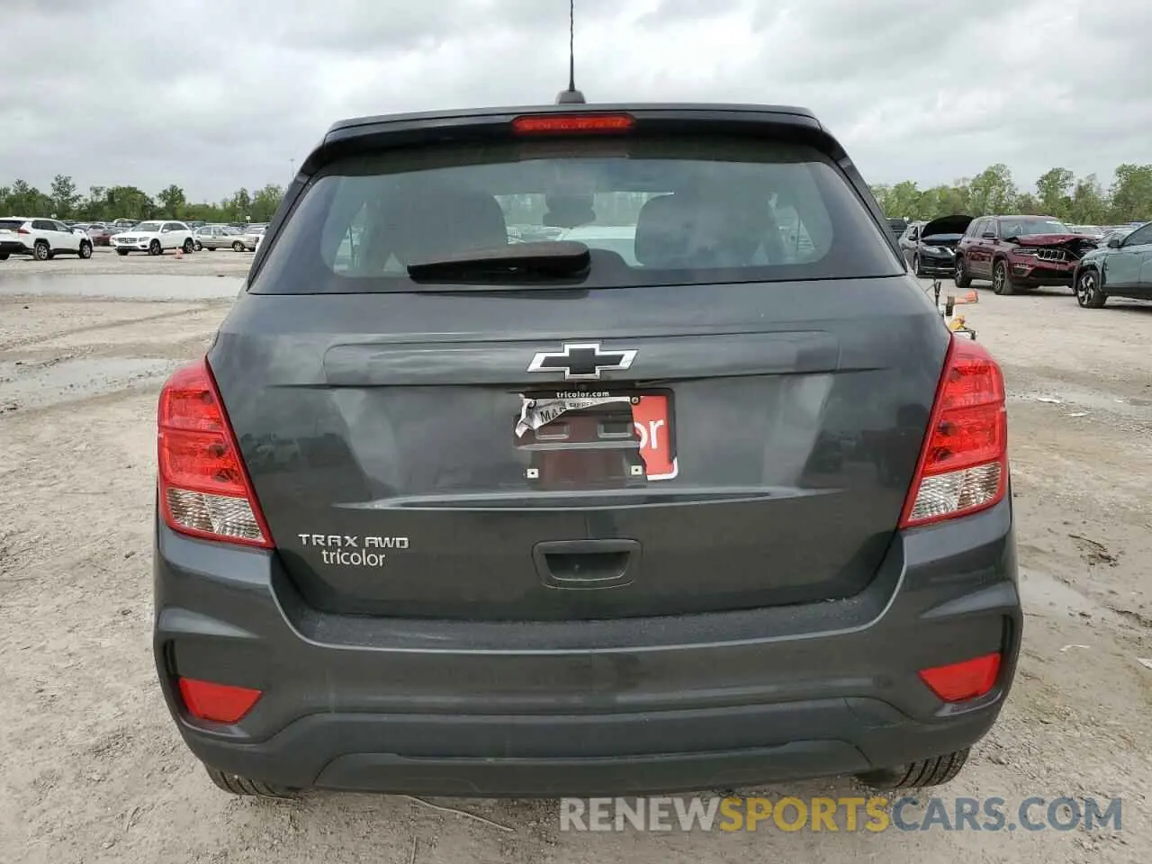 6 Photograph of a damaged car 3GNCJNSB2LL128342 CHEVROLET TRAX 2020