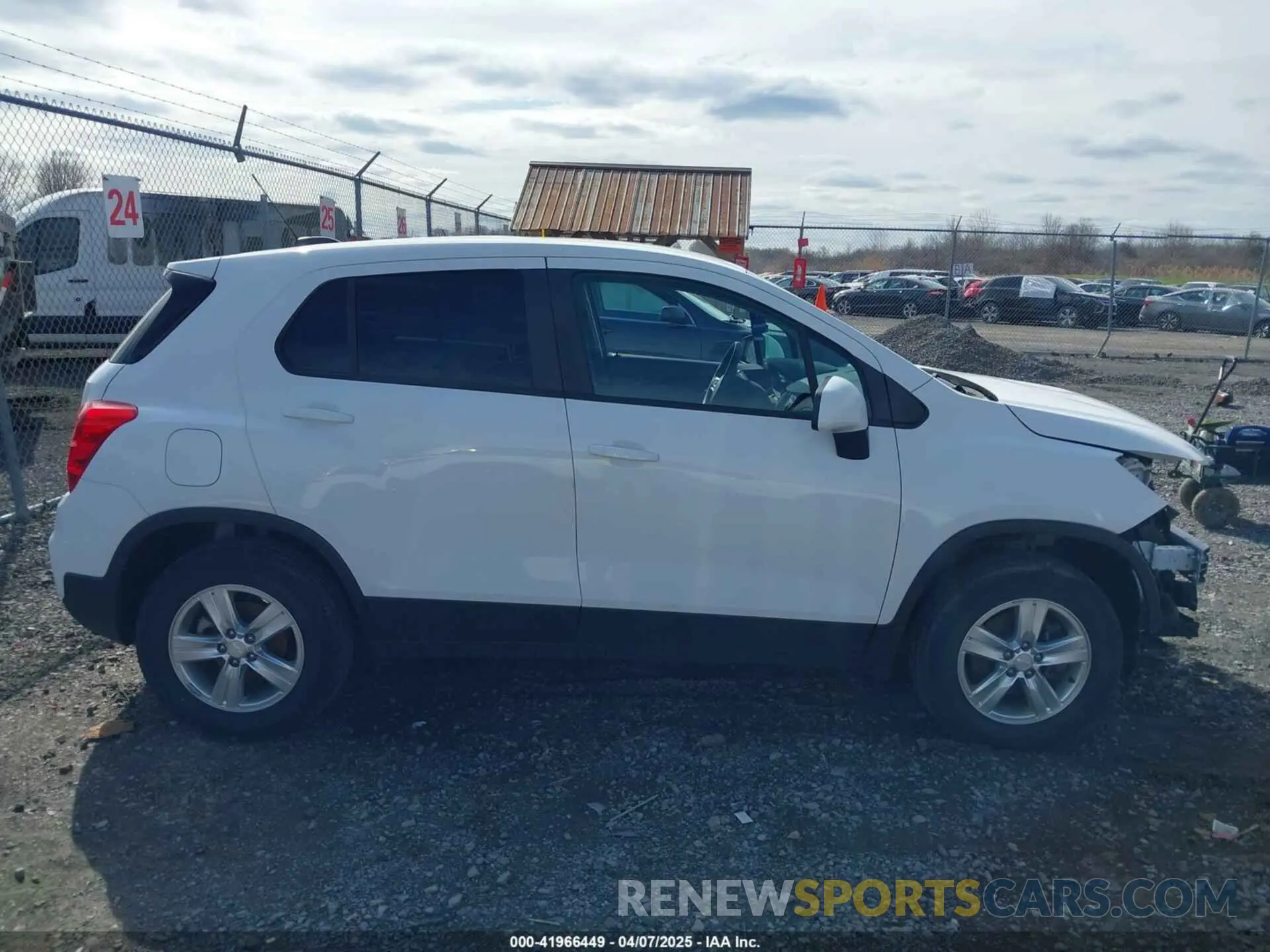14 Photograph of a damaged car 3GNCJNSB2LL156965 CHEVROLET TRAX 2020