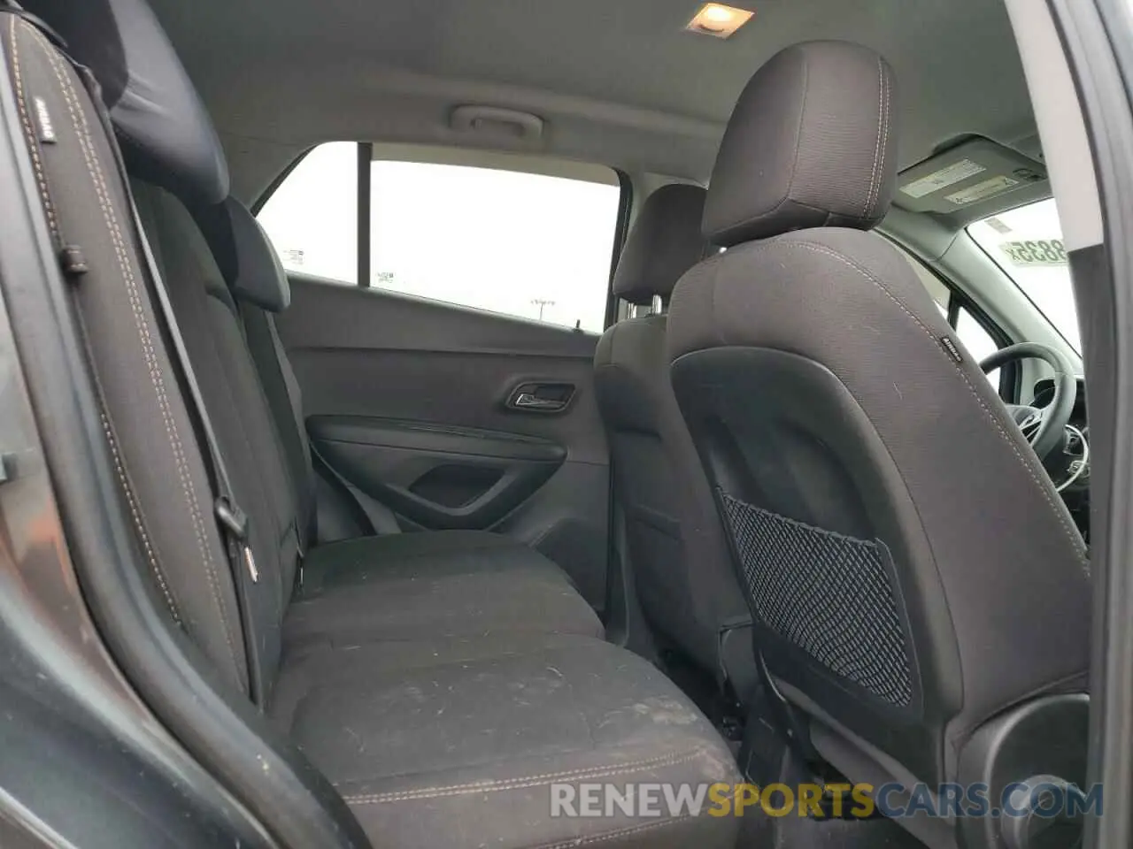 11 Photograph of a damaged car 3GNCJNSB3LL168980 CHEVROLET TRAX 2020