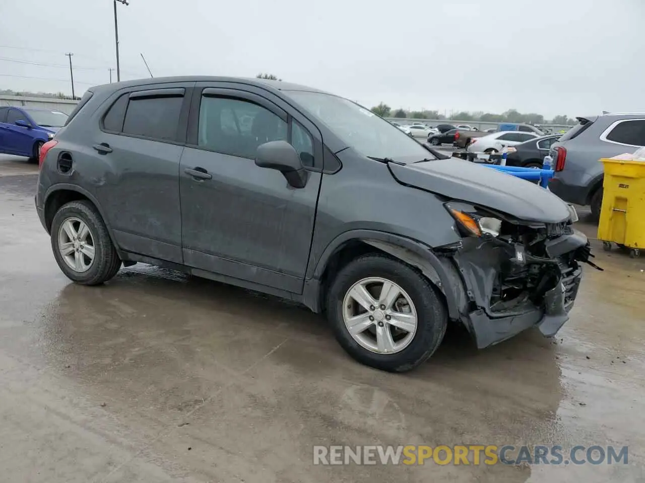 4 Photograph of a damaged car 3GNCJNSB3LL168980 CHEVROLET TRAX 2020