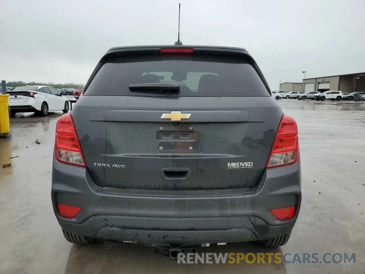 6 Photograph of a damaged car 3GNCJNSB3LL168980 CHEVROLET TRAX 2020
