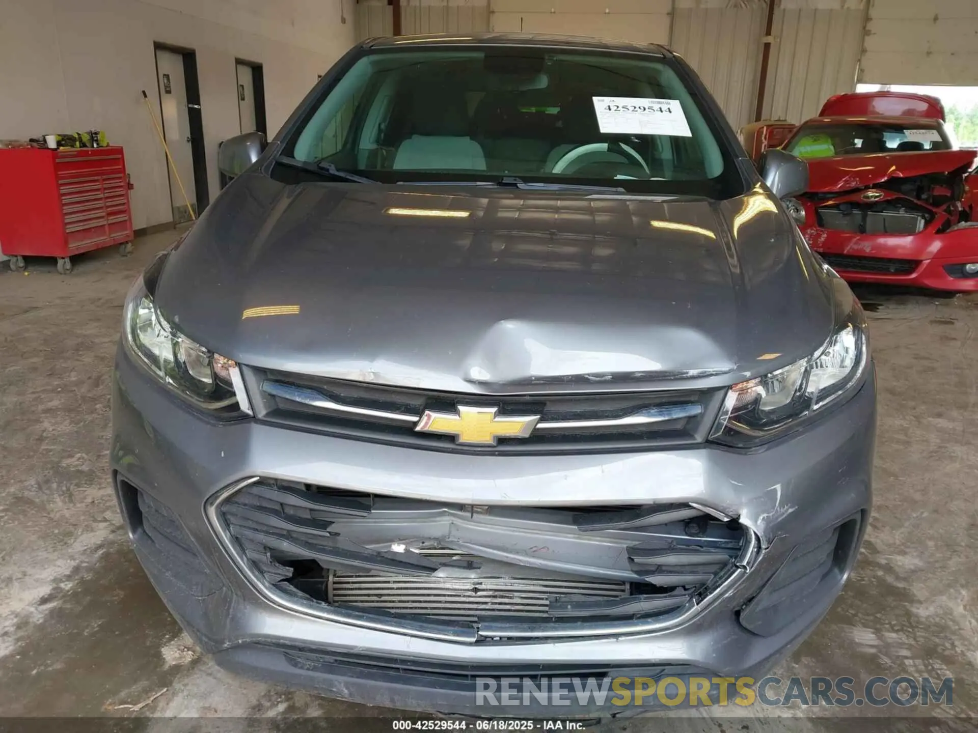 6 Photograph of a damaged car 3GNCJNSB3LL213660 CHEVROLET TRAX 2020