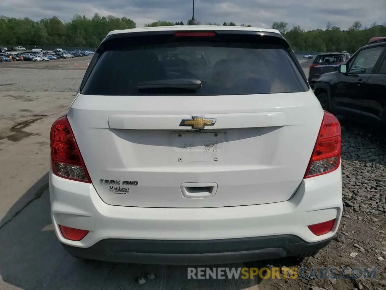 6 Photograph of a damaged car 3GNCJNSB4LL160869 CHEVROLET TRAX 2020