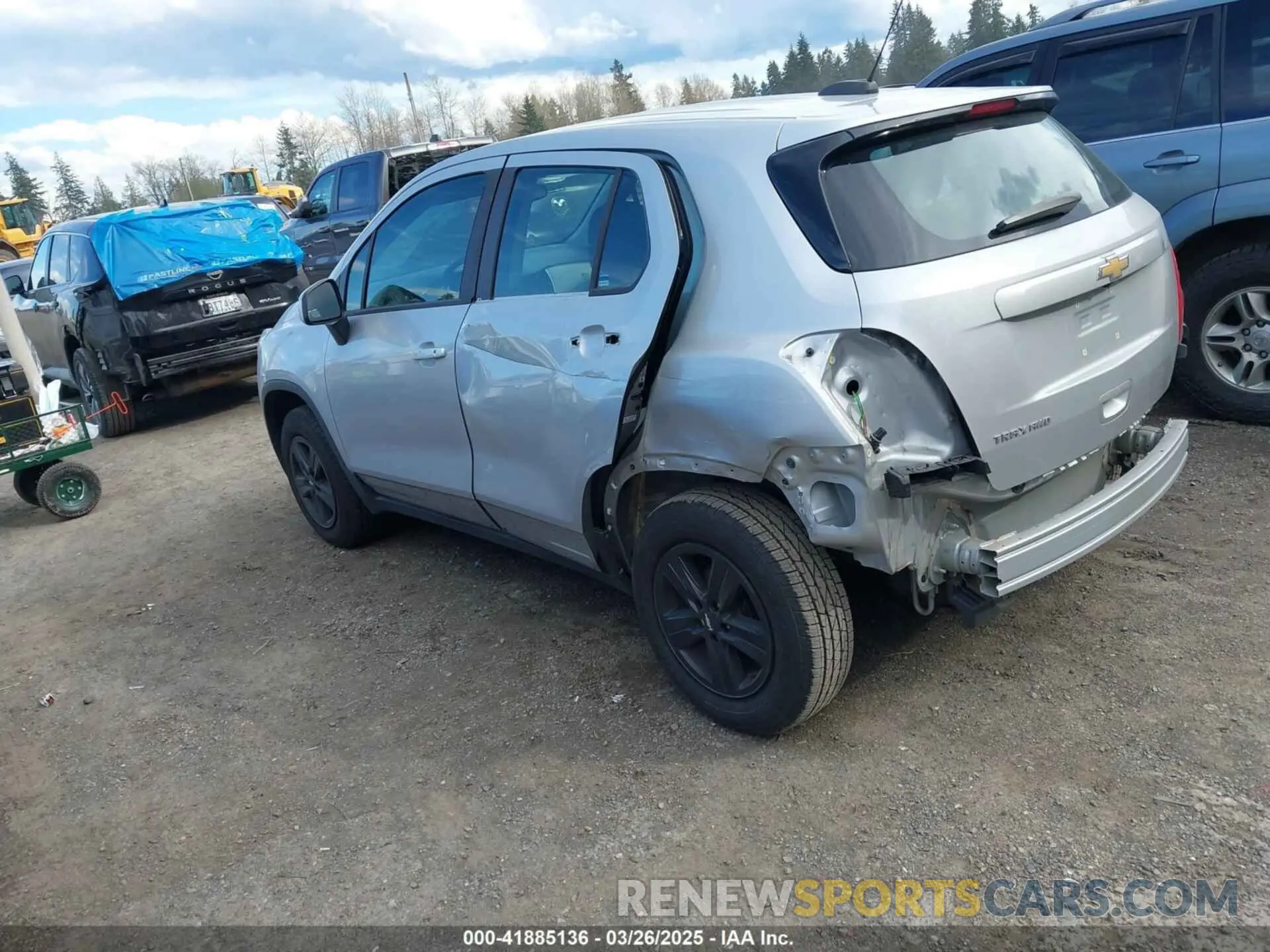 3 Photograph of a damaged car 3GNCJNSB5LL202191 CHEVROLET TRAX 2020