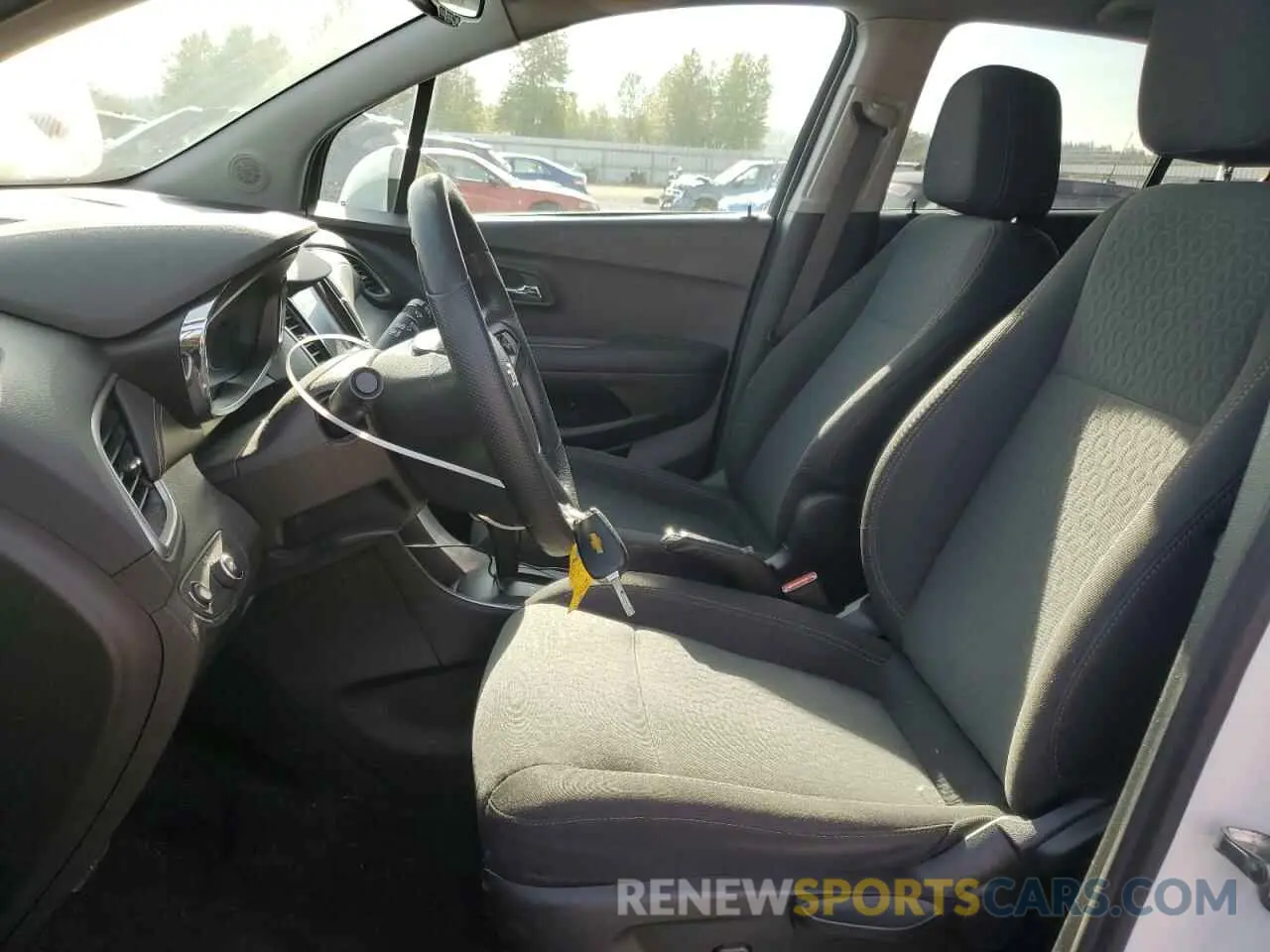 7 Photograph of a damaged car 3GNCJNSB5LL298453 CHEVROLET TRAX 2020