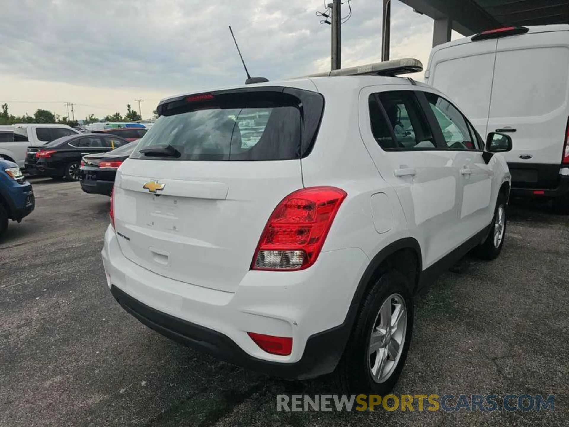 16 Photograph of a damaged car 3GNCJNSB6LL291382 CHEVROLET TRAX 2020