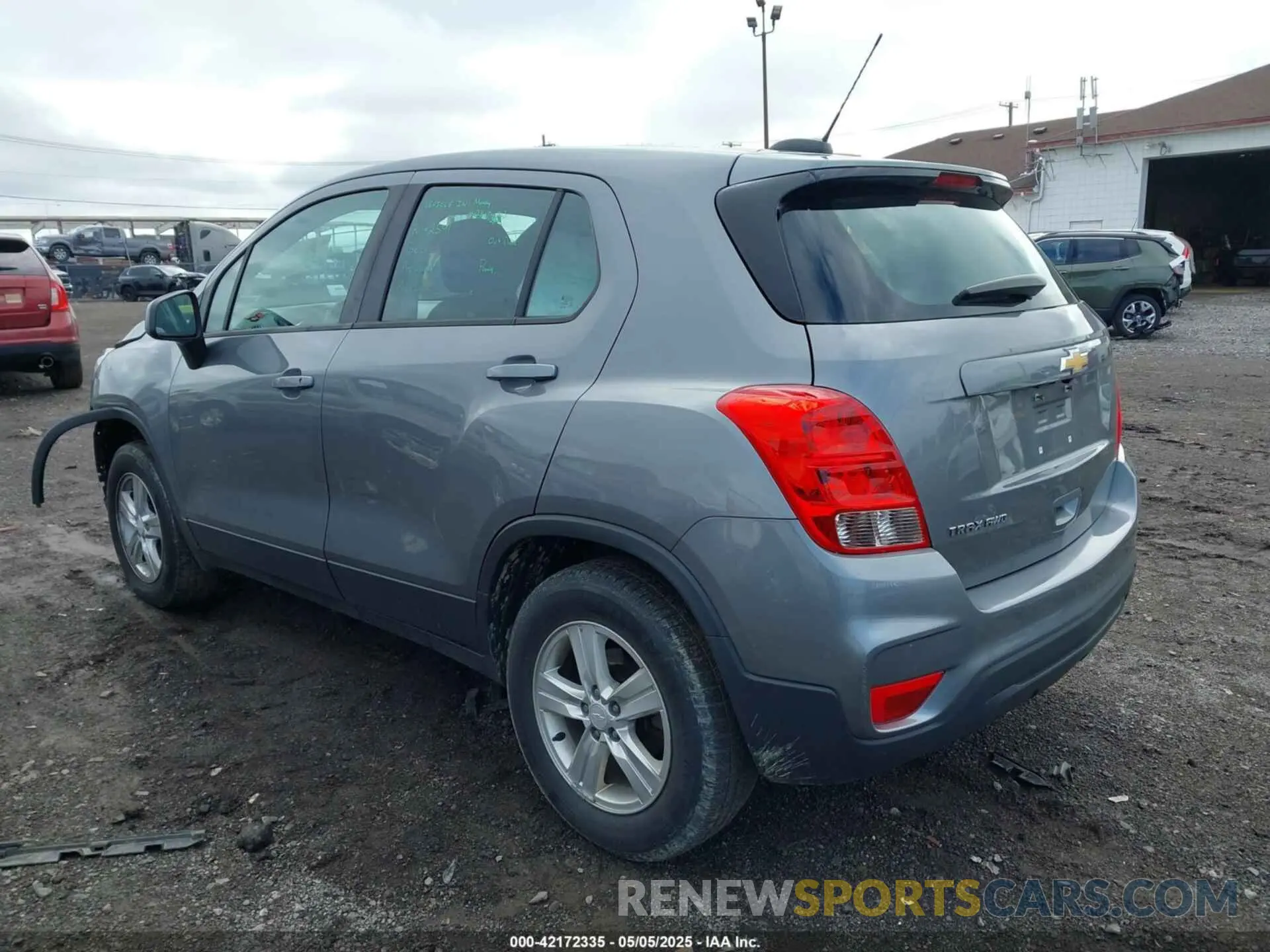 3 Photograph of a damaged car 3GNCJNSB7LL169131 CHEVROLET TRAX 2020