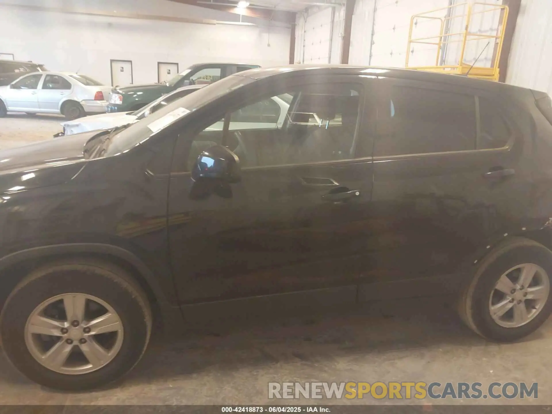 14 Photograph of a damaged car 3GNCJNSB8LL121704 CHEVROLET TRAX 2020