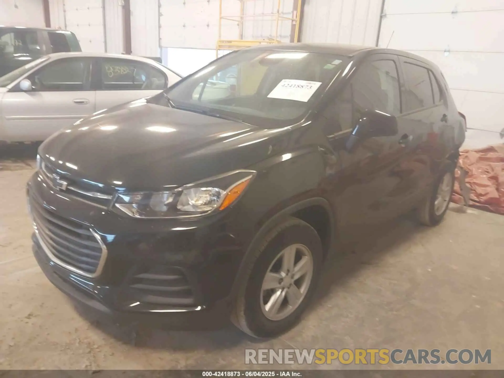 2 Photograph of a damaged car 3GNCJNSB8LL121704 CHEVROLET TRAX 2020