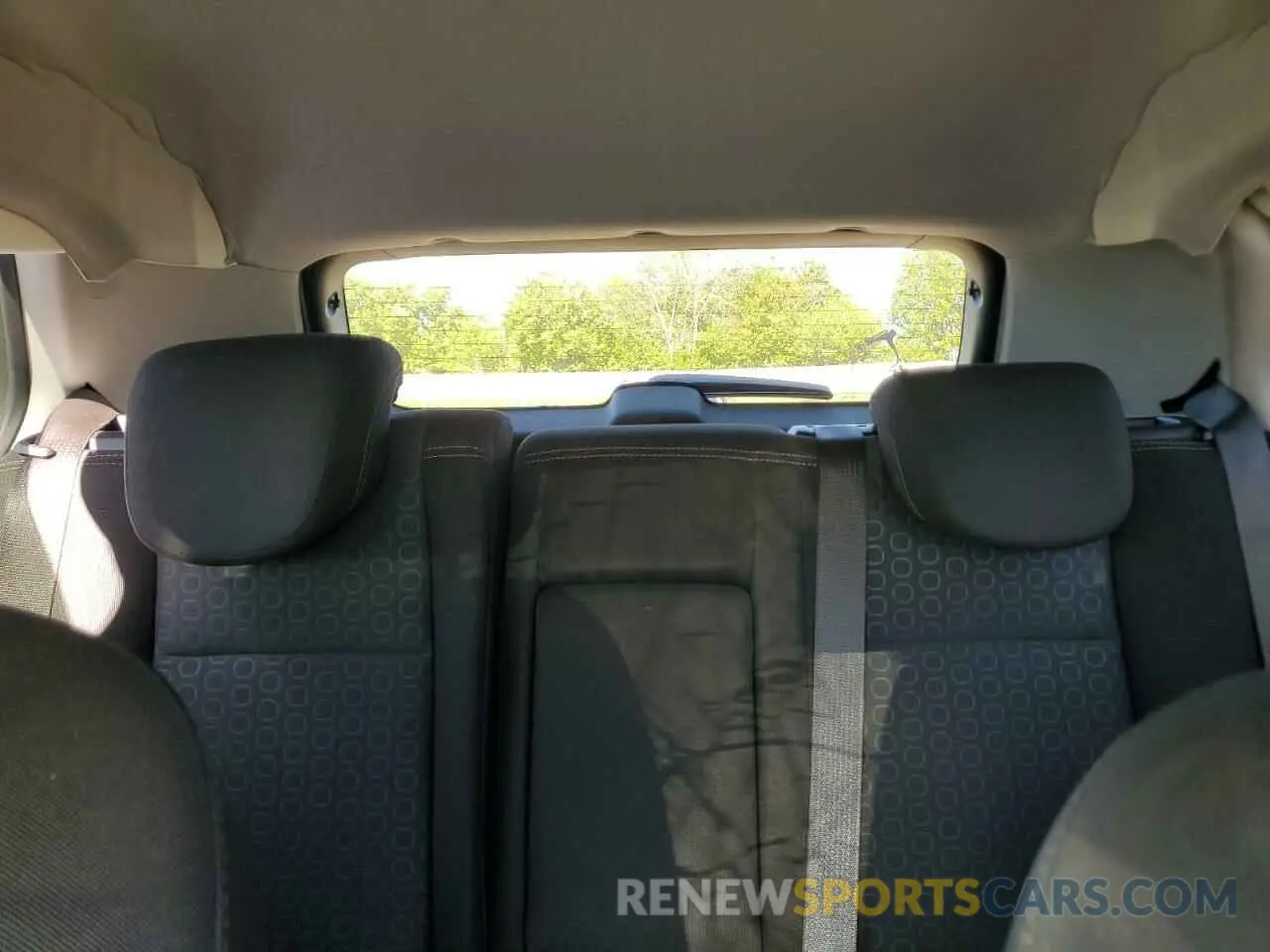 10 Photograph of a damaged car 3GNCJNSB8LL129446 CHEVROLET TRAX 2020