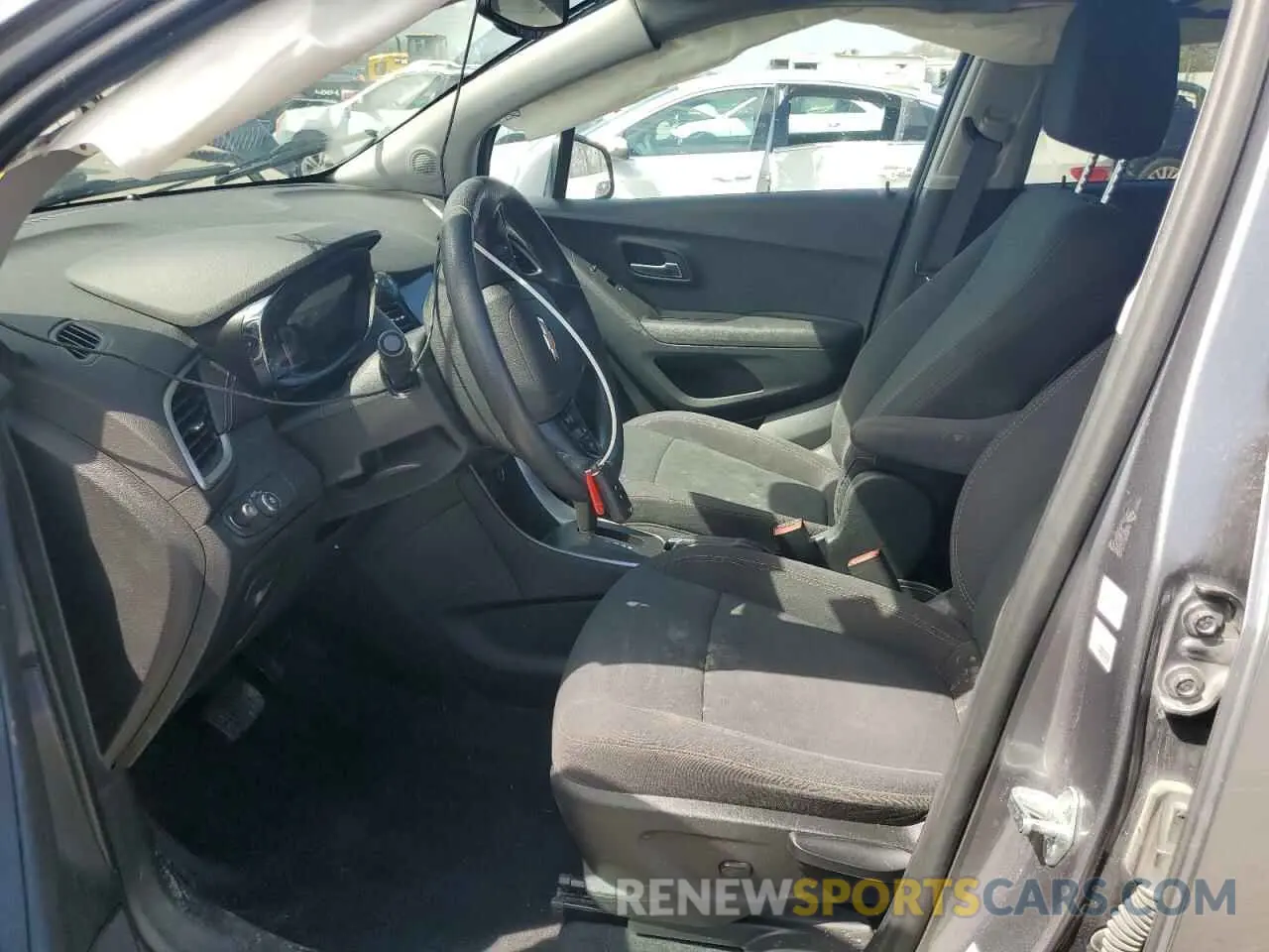 7 Photograph of a damaged car 3GNCJNSB9LL164044 CHEVROLET TRAX 2020