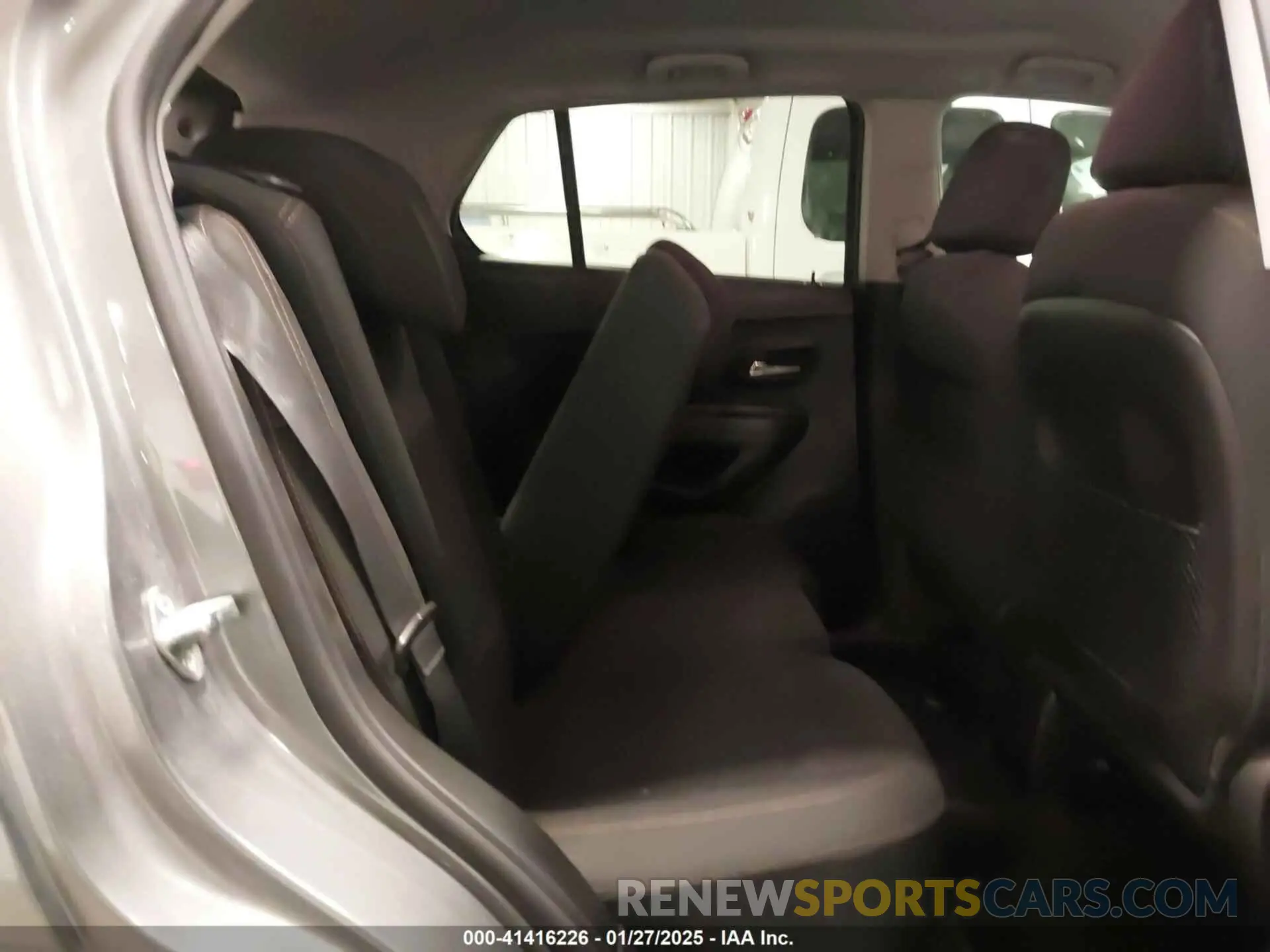 8 Photograph of a damaged car 3GNCJNSBXLL216278 CHEVROLET TRAX 2020