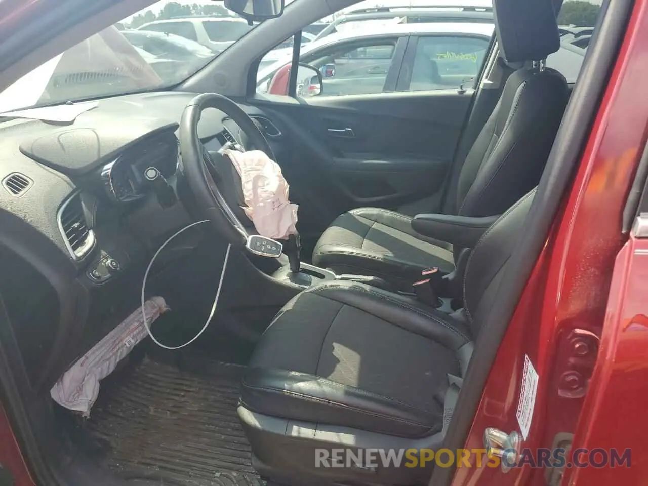 7 Photograph of a damaged car 3GNCJPSB0LL255134 CHEVROLET TRAX 2020