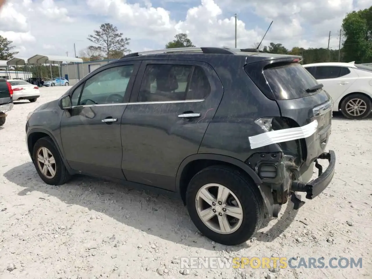 2 Photograph of a damaged car 3GNCJPSB1LL142227 CHEVROLET TRAX 2020