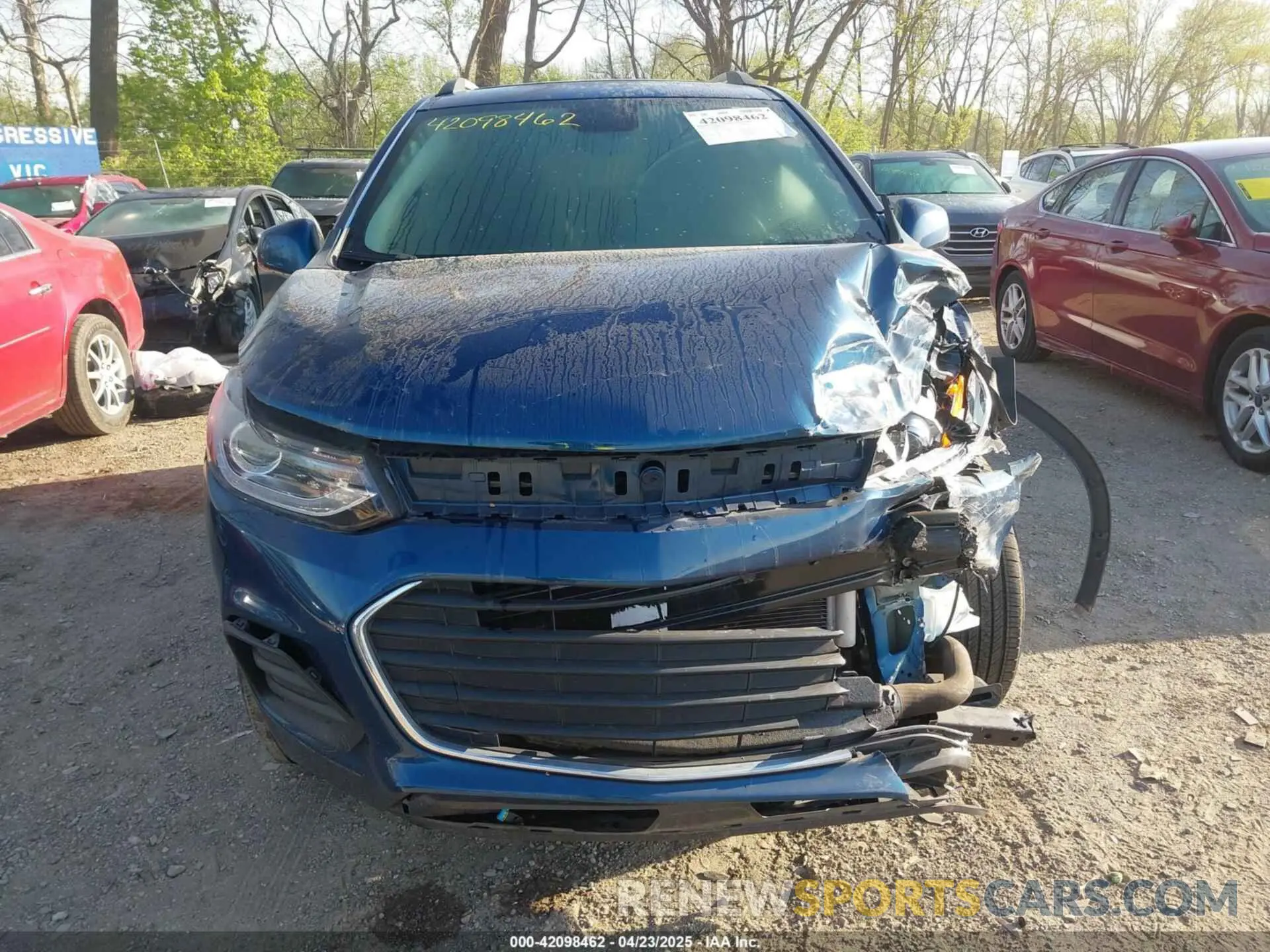 13 Photograph of a damaged car 3GNCJPSB2LL219333 CHEVROLET TRAX 2020
