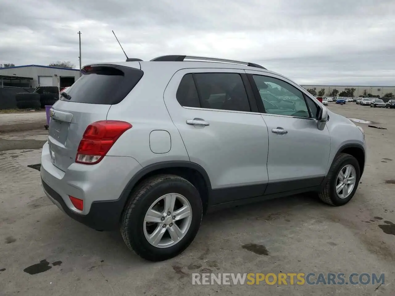 3 Photograph of a damaged car 3GNCJPSB5LL212425 CHEVROLET TRAX 2020