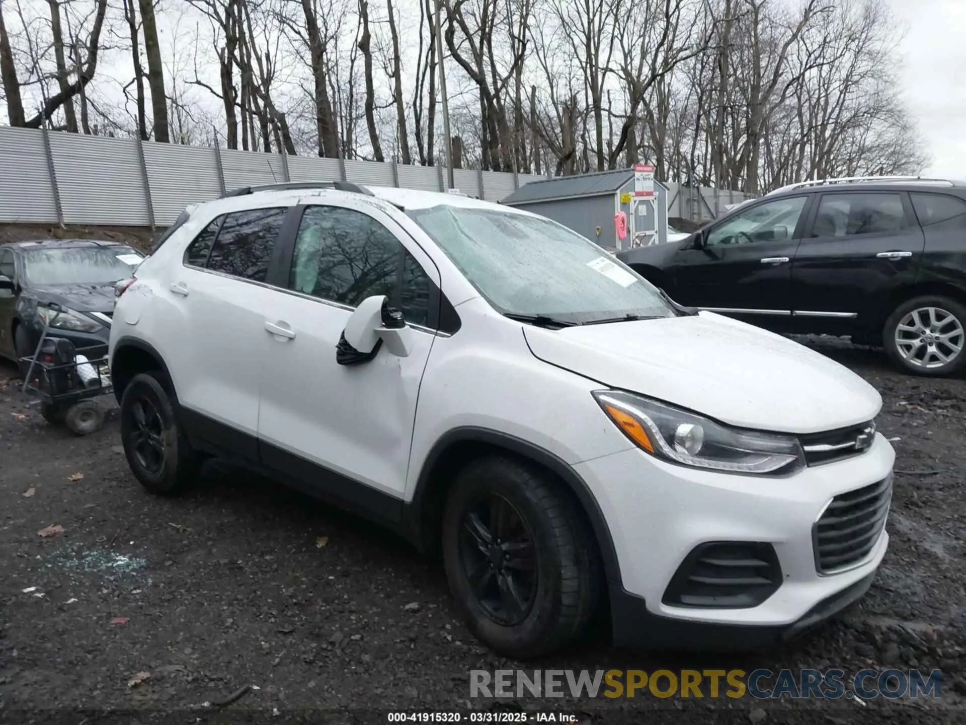 1 Photograph of a damaged car 3GNCJPSB6LL185803 CHEVROLET TRAX 2020