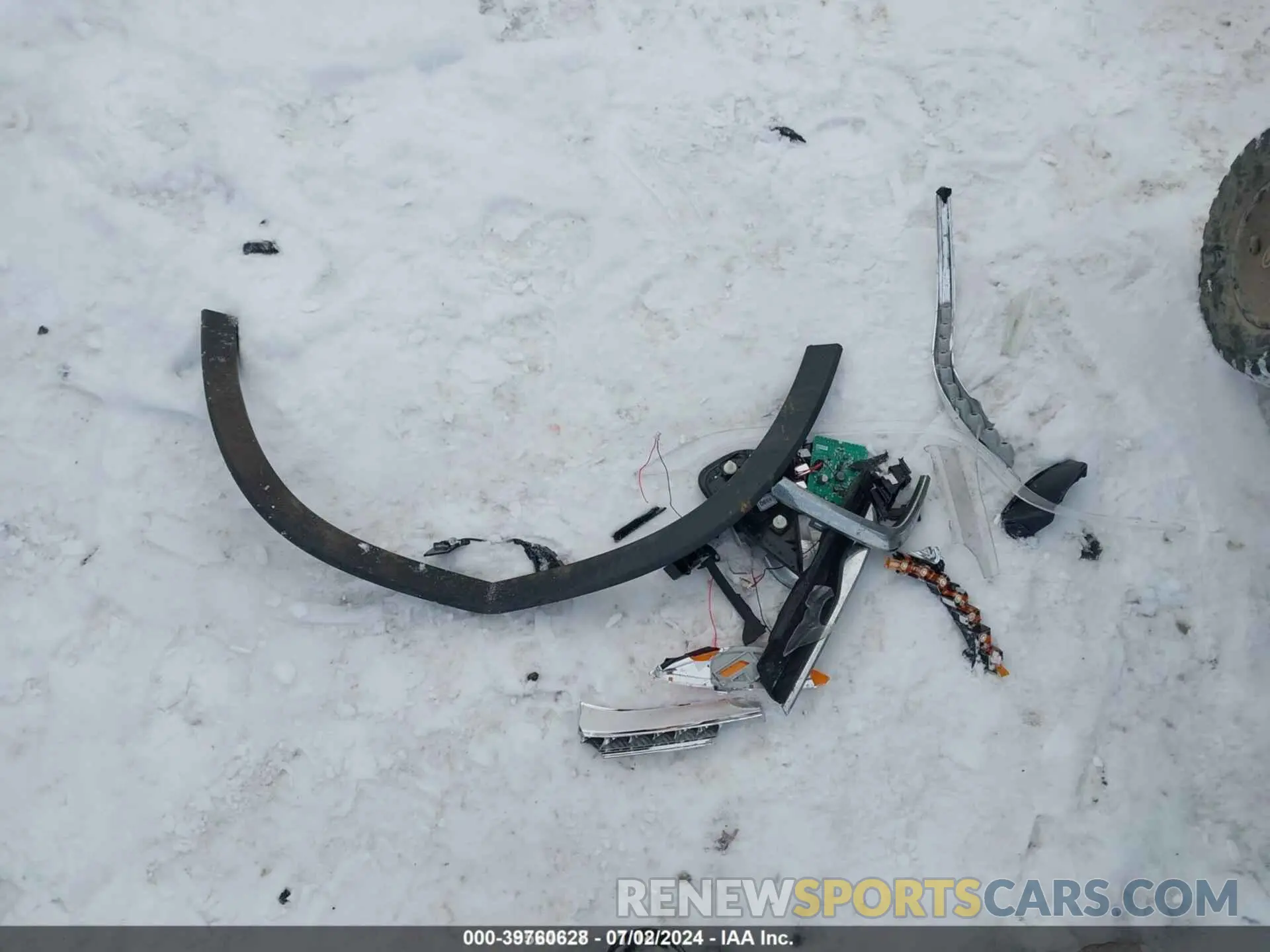 12 Photograph of a damaged car 3GNCJPSB7LL156052 CHEVROLET TRAX 2020
