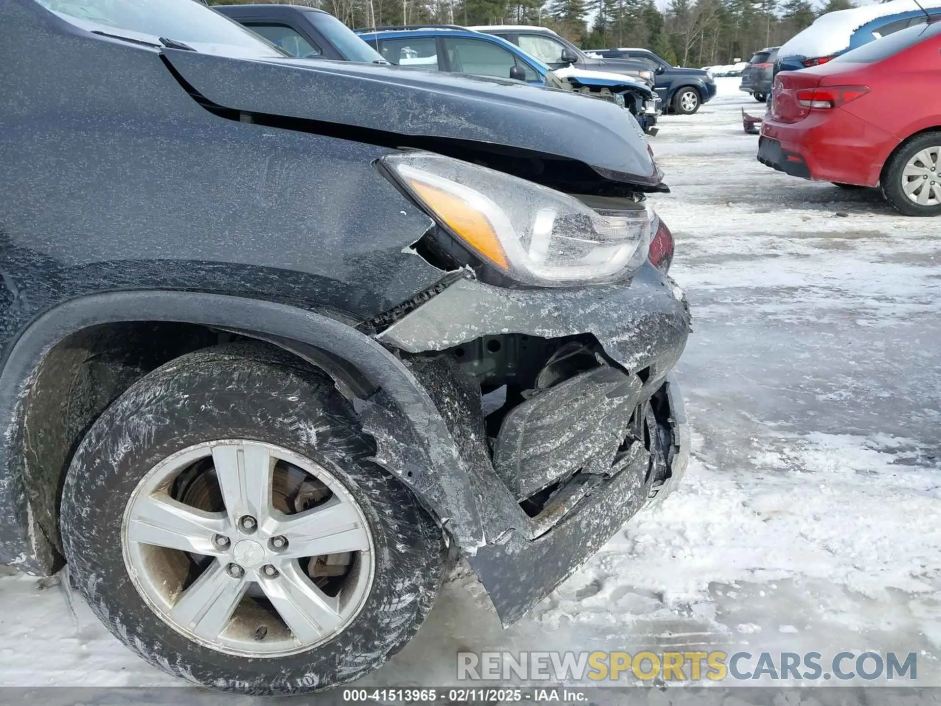 19 Photograph of a damaged car 3GNCJPSB8LL215397 CHEVROLET TRAX 2020