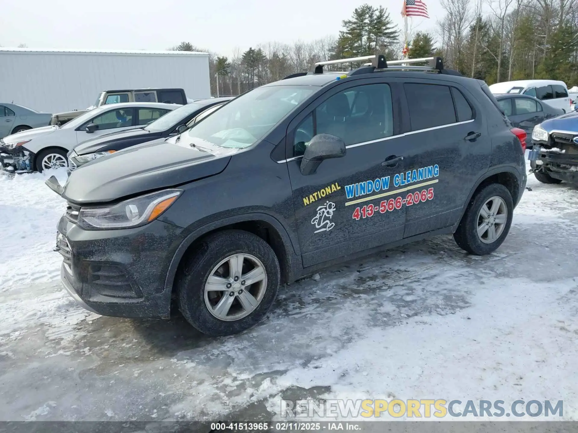 2 Photograph of a damaged car 3GNCJPSB8LL215397 CHEVROLET TRAX 2020