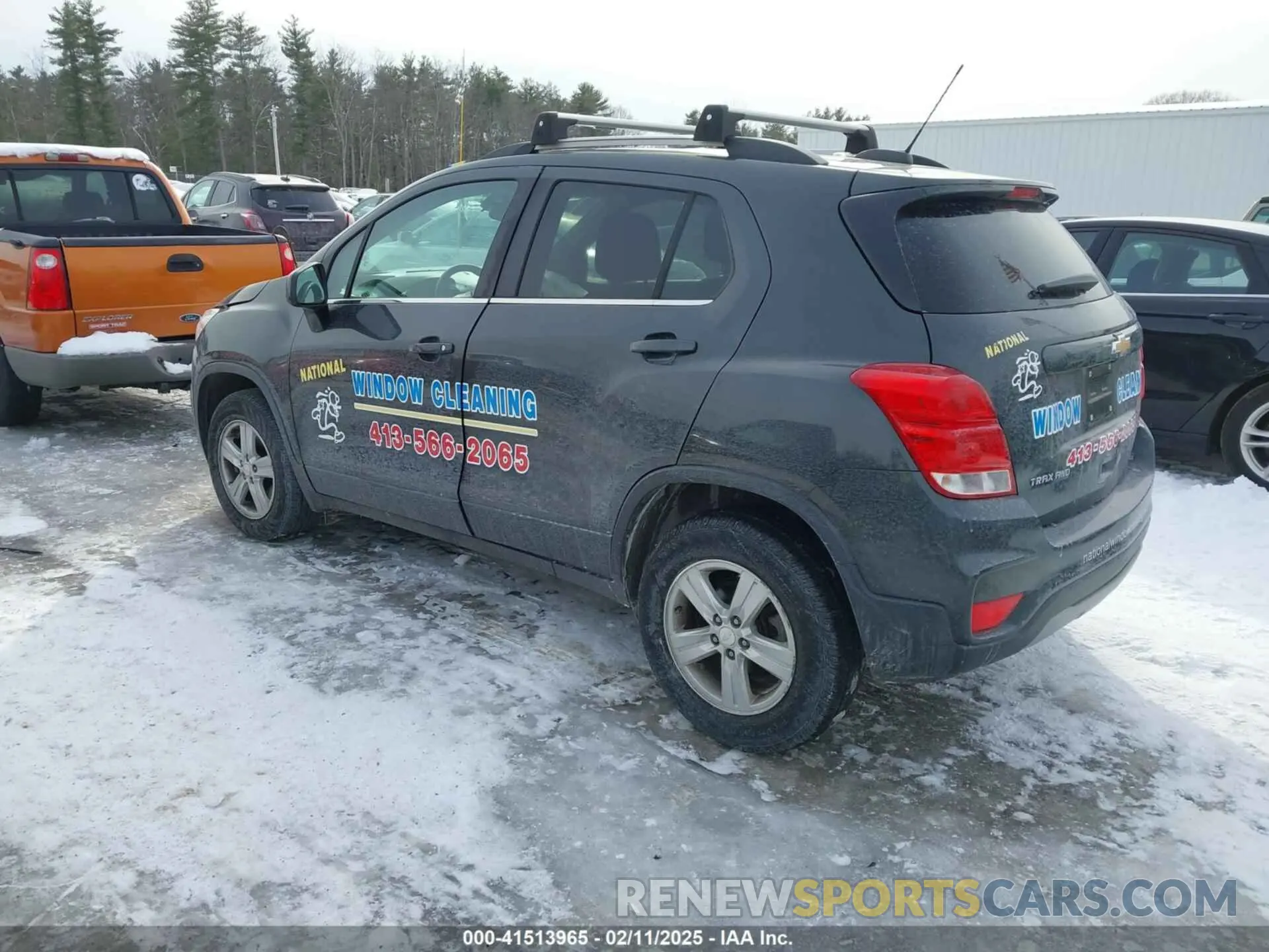 3 Photograph of a damaged car 3GNCJPSB8LL215397 CHEVROLET TRAX 2020