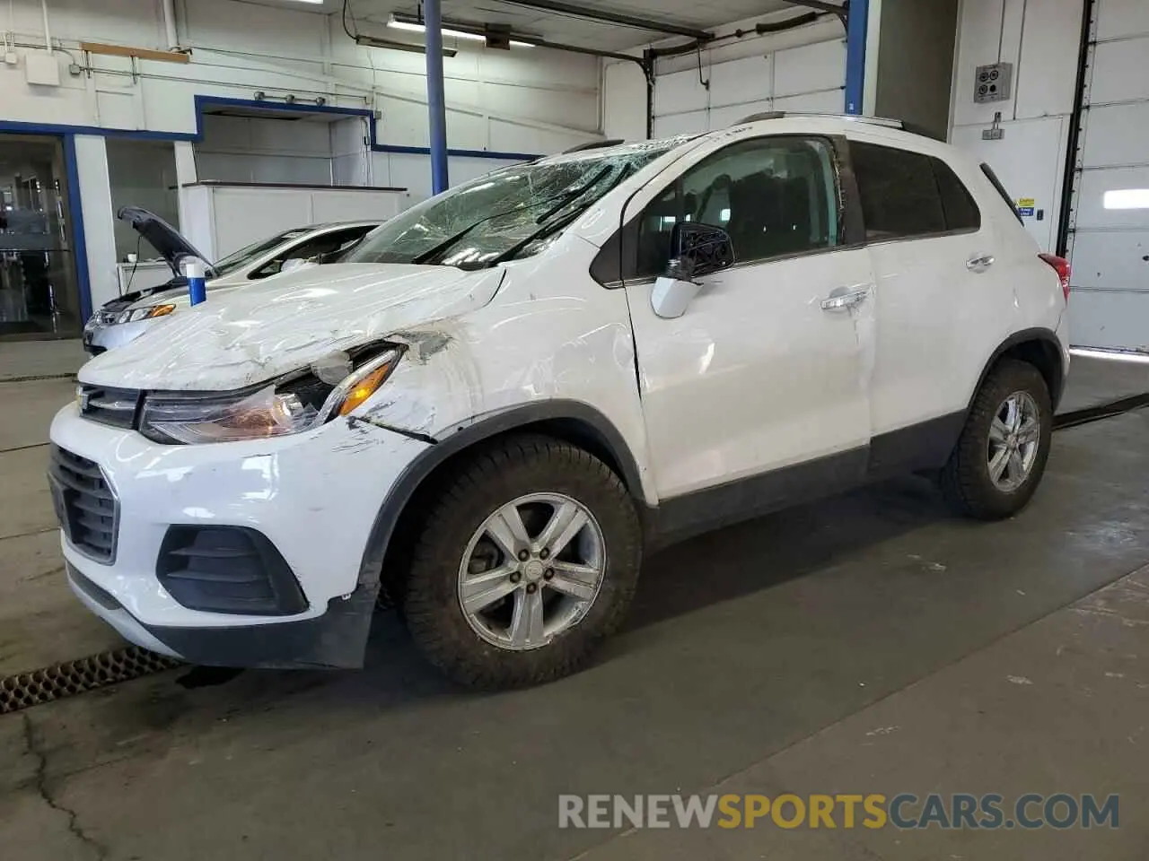 1 Photograph of a damaged car 3GNCJPSB8LL277740 CHEVROLET TRAX 2020