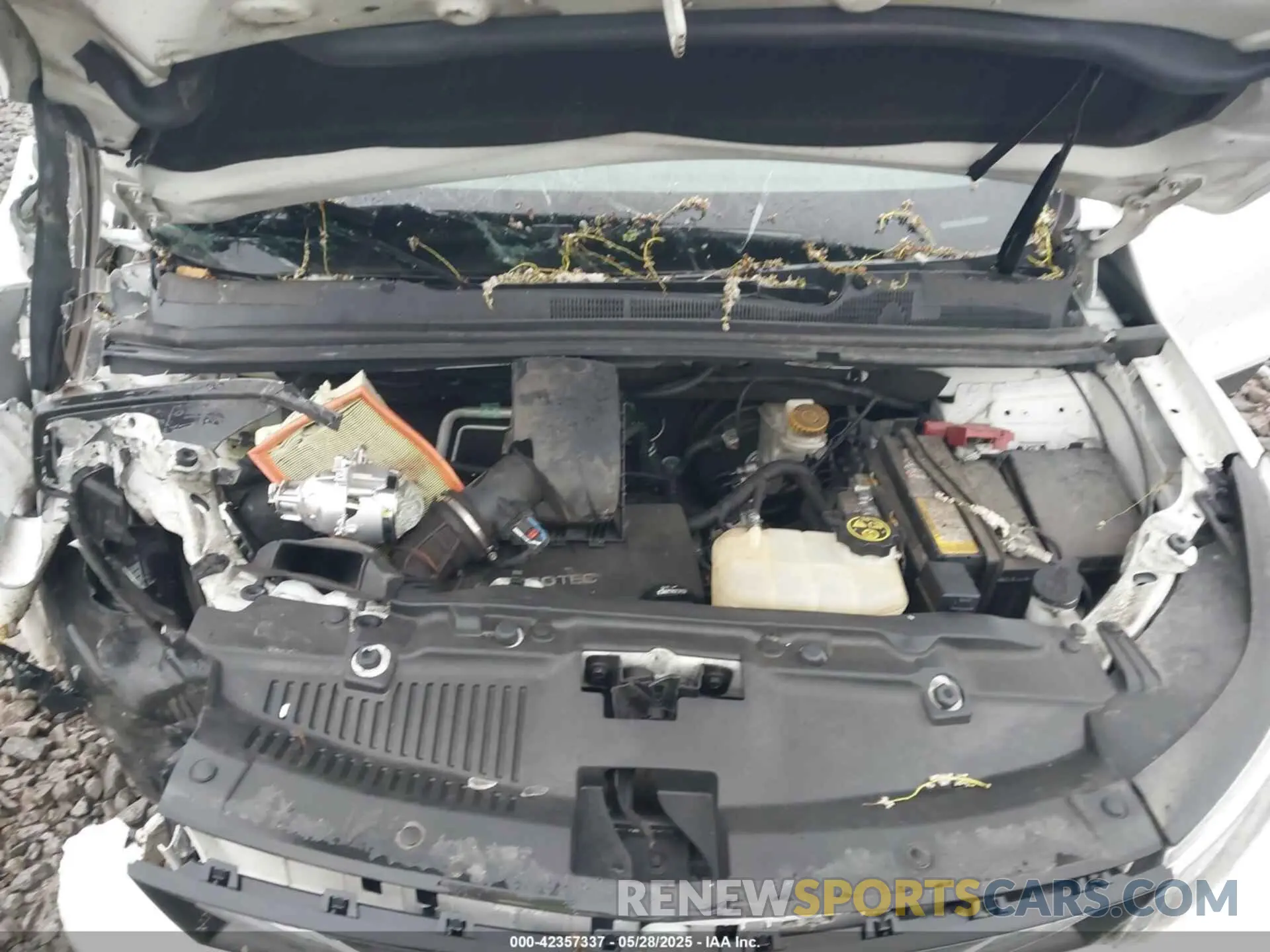 10 Photograph of a damaged car 3GNCJPSB9LL155372 CHEVROLET TRAX 2020
