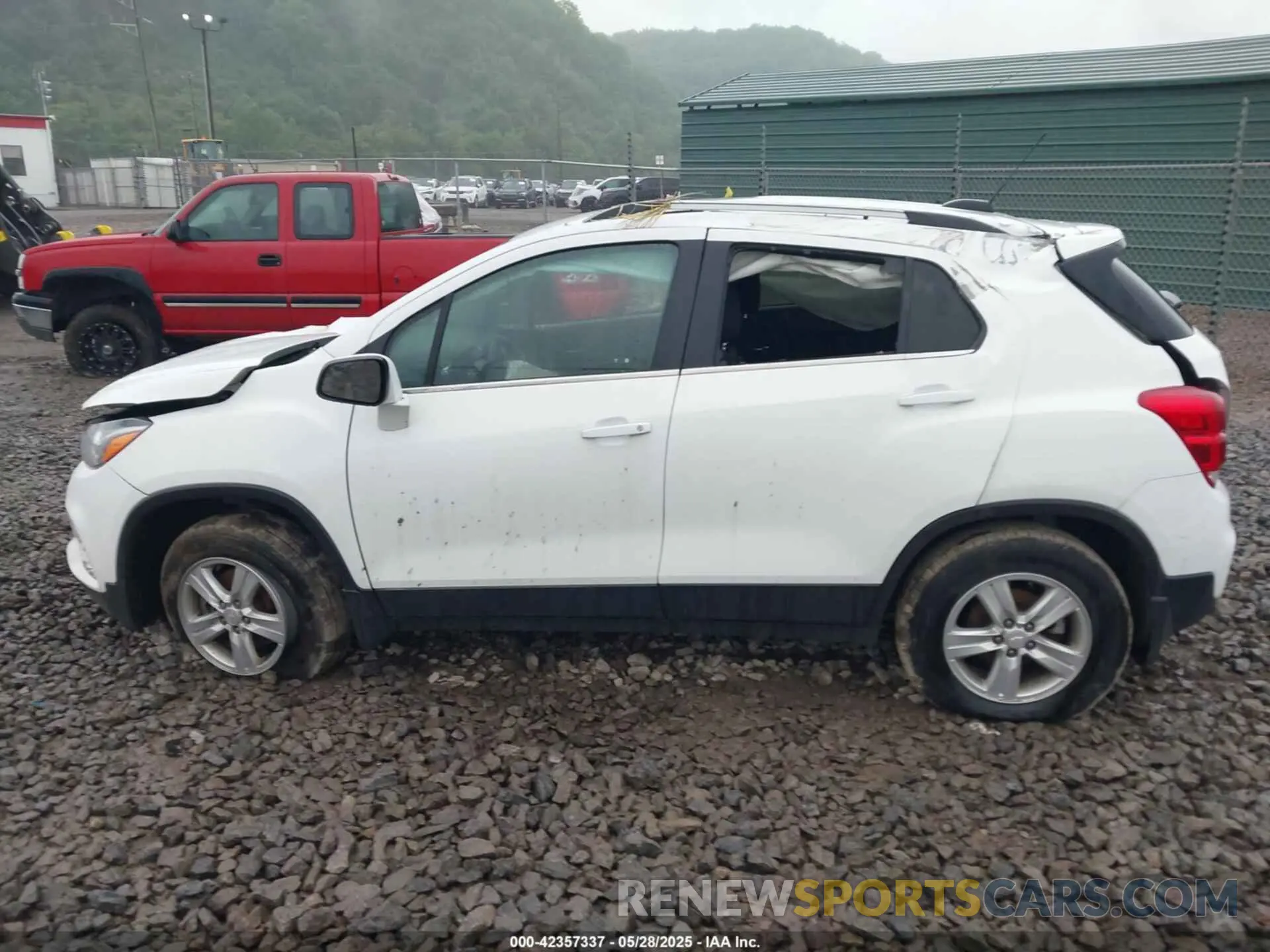 14 Photograph of a damaged car 3GNCJPSB9LL155372 CHEVROLET TRAX 2020