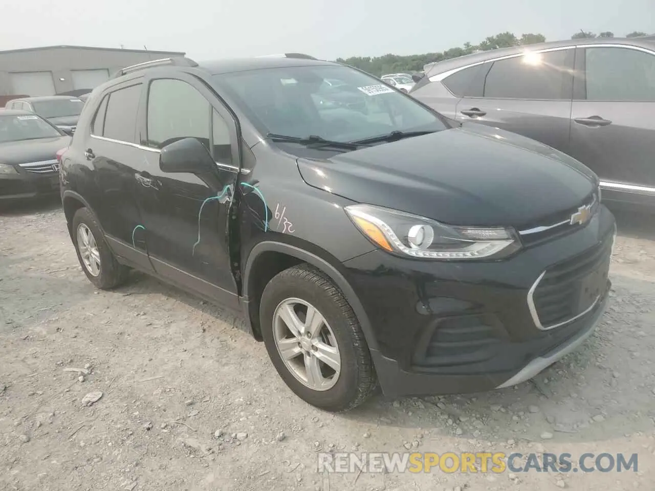 4 Photograph of a damaged car 3GNCJPSB9LL331109 CHEVROLET TRAX 2020
