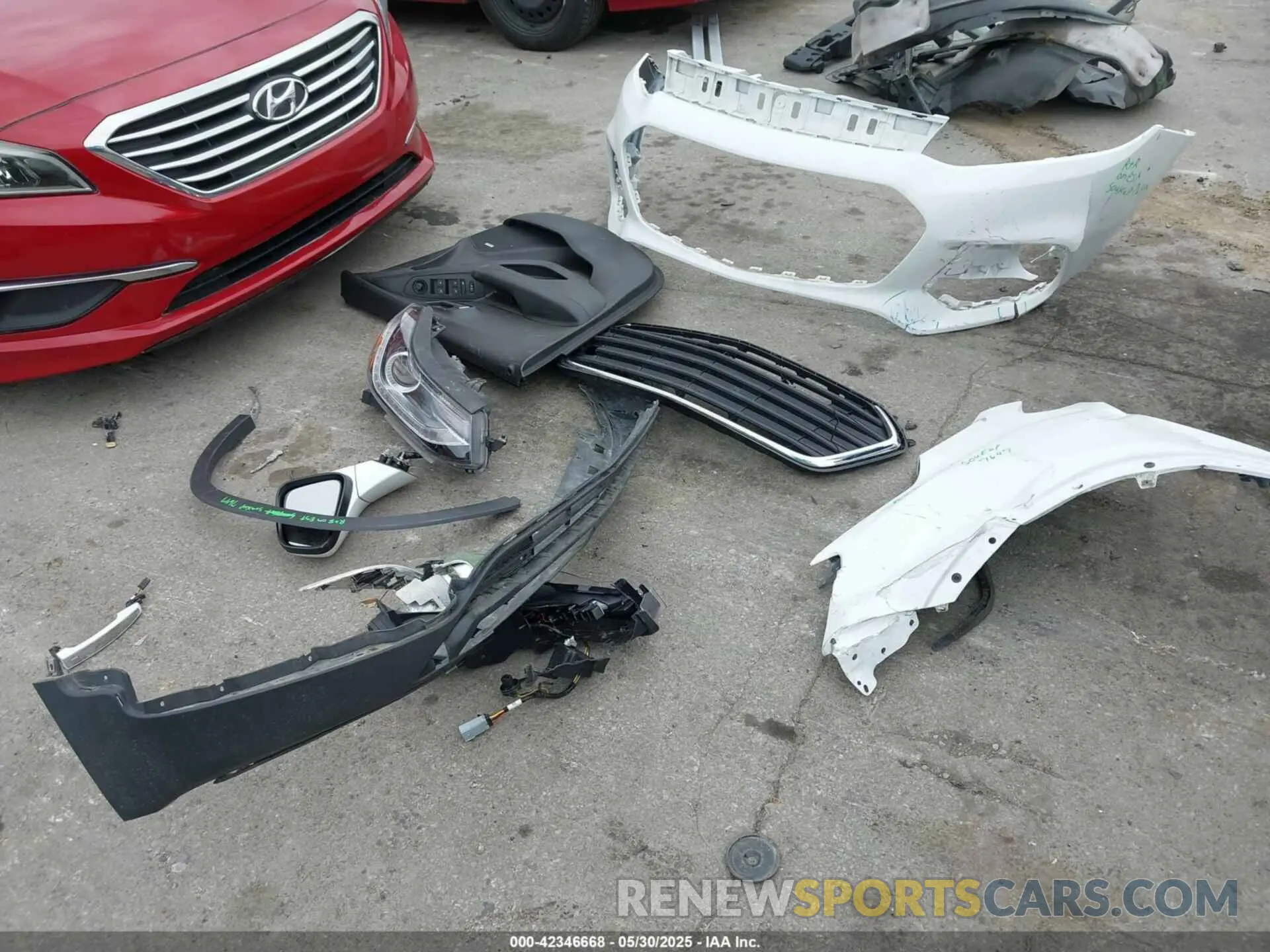 12 Photograph of a damaged car 3GNCJRSB0LL196680 CHEVROLET TRAX 2020
