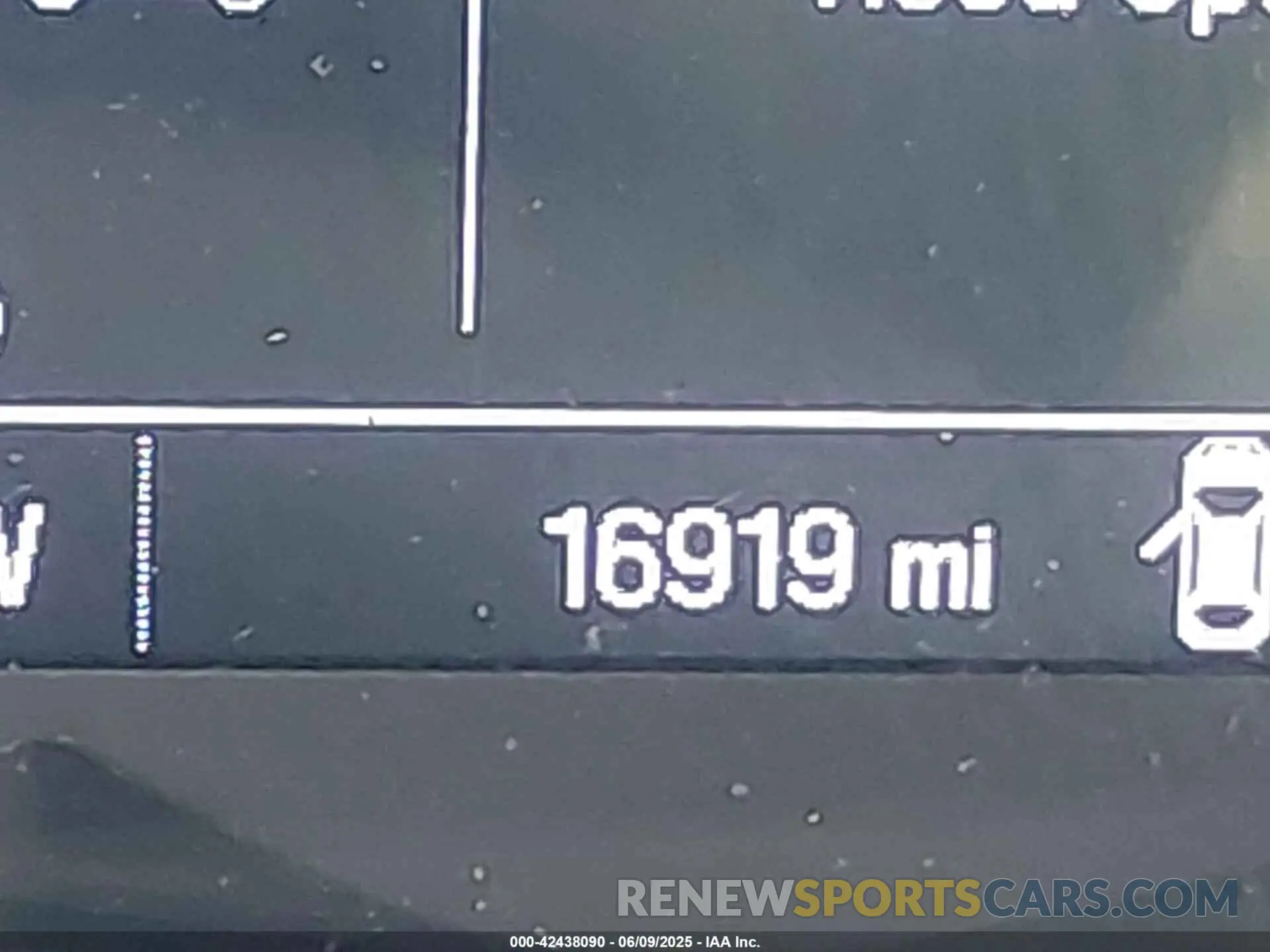 7 Photograph of a damaged car 3GNCJRSB1LL249645 CHEVROLET TRAX 2020